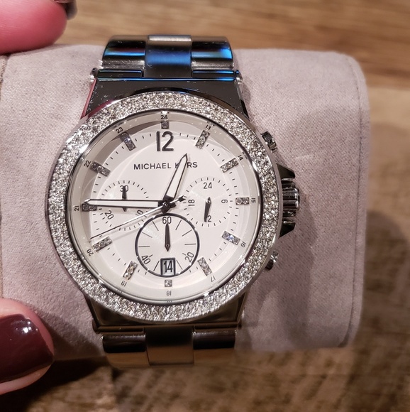 Michael Kors silver watch MK5385 - Picture 1 of 8
